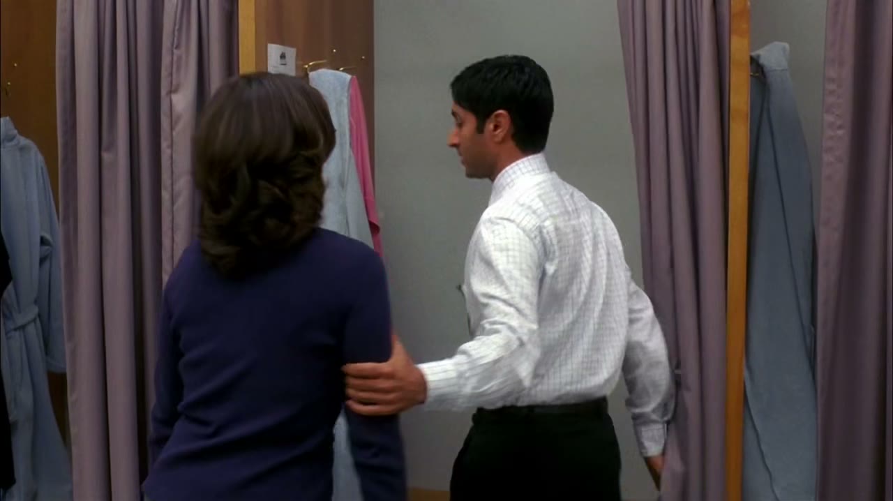 - Liz, can I speak to you for a second? - Sure. What's going on?