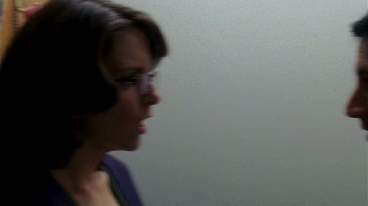 - He wants you to apologize. - Really?