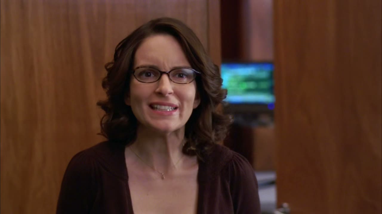 - Liz distracted me. - No, I didn't.