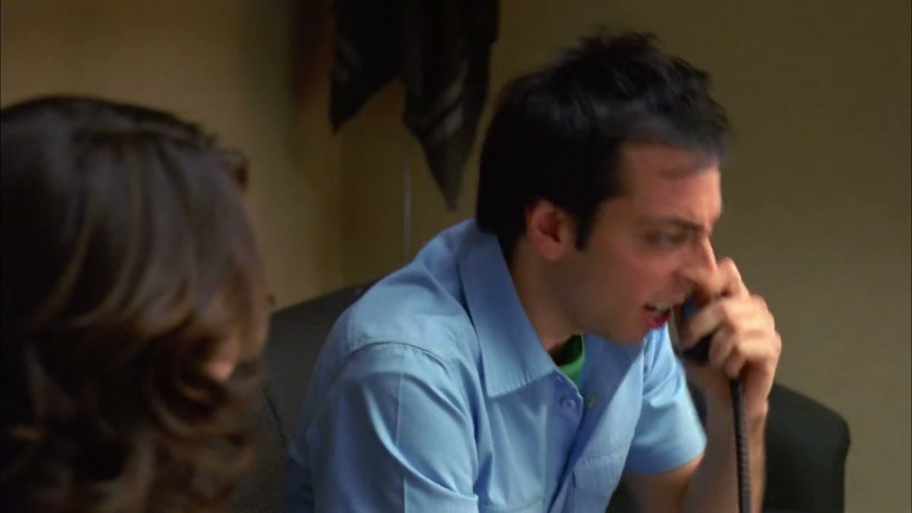 - Idiot. - Idiot.