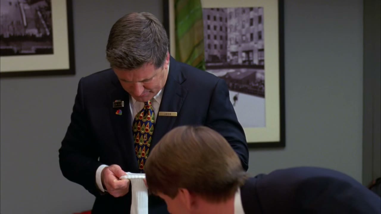 Is this tube sock filled with birdseed?