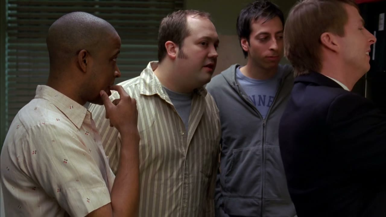 [Whispering] Kenneth.