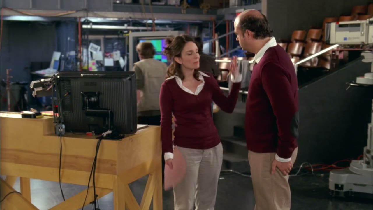 Oh, dude, how can we be wearing the same outfit?