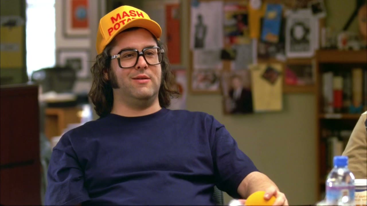 Dude, what's with the ridiculous hat and glasses?