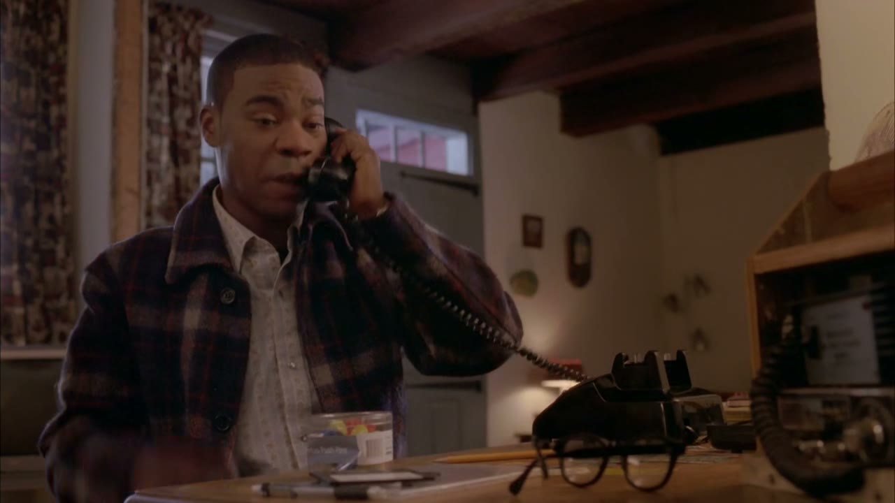 Kenneth! You have to come get me!