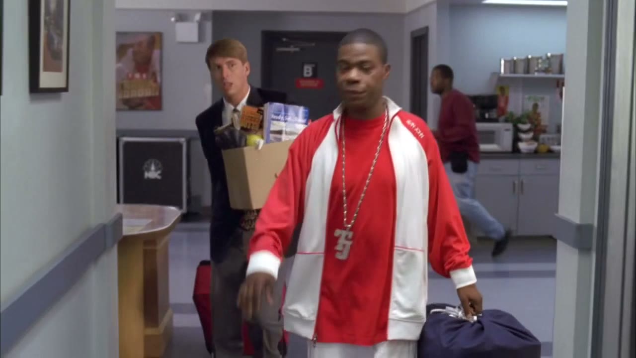 Yo, Ken, I'm gon use this whole kitchen area as my bathroom.