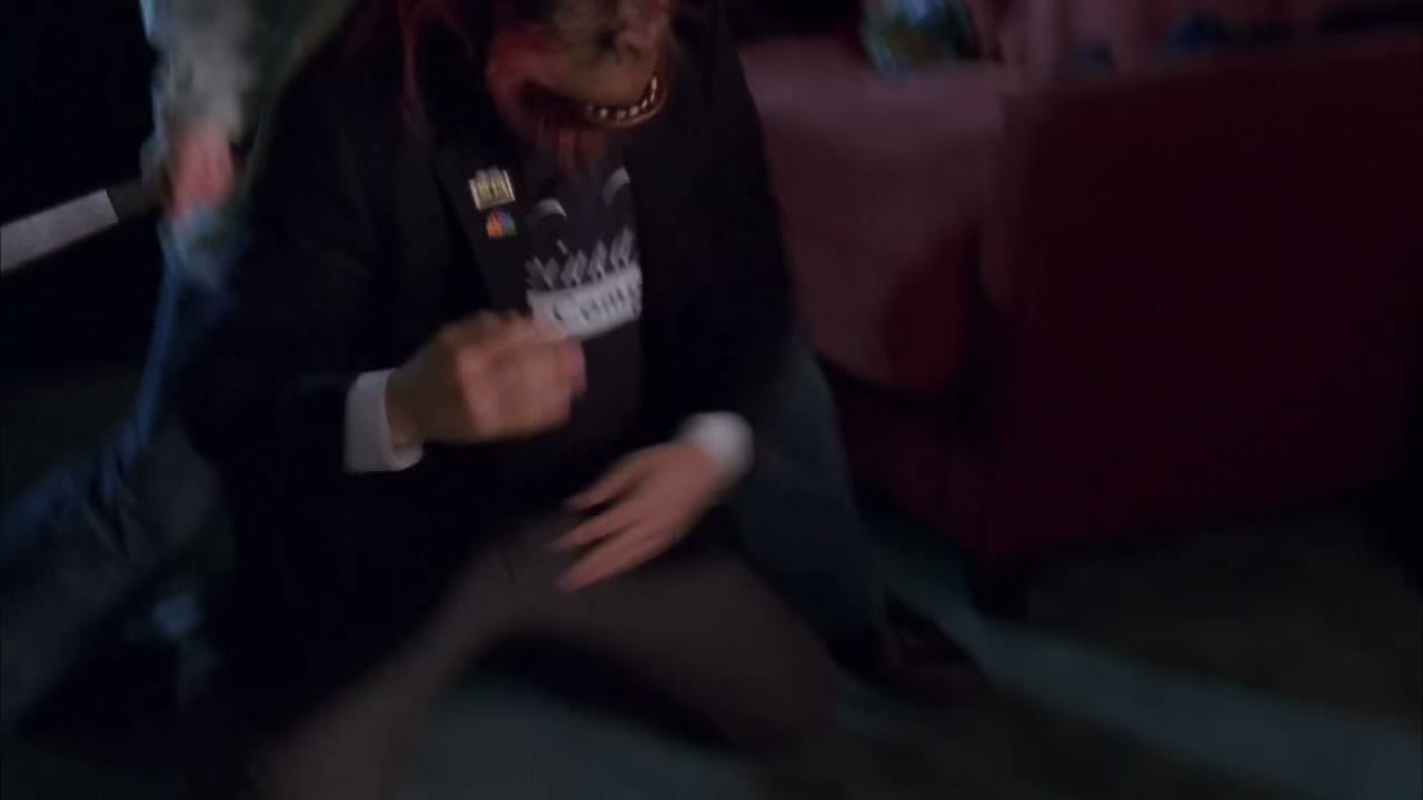 [Screaming]