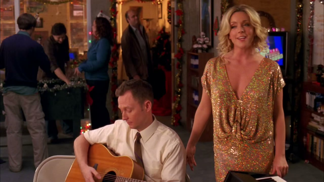 ♪ Make the yuletide gay
