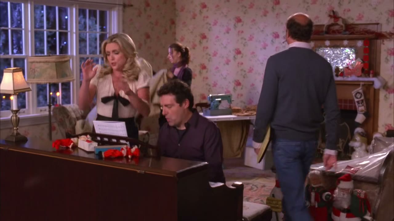 ♪ J-j-j-j-jingle bell, J-j-j-j-jingle bell all the way ♪