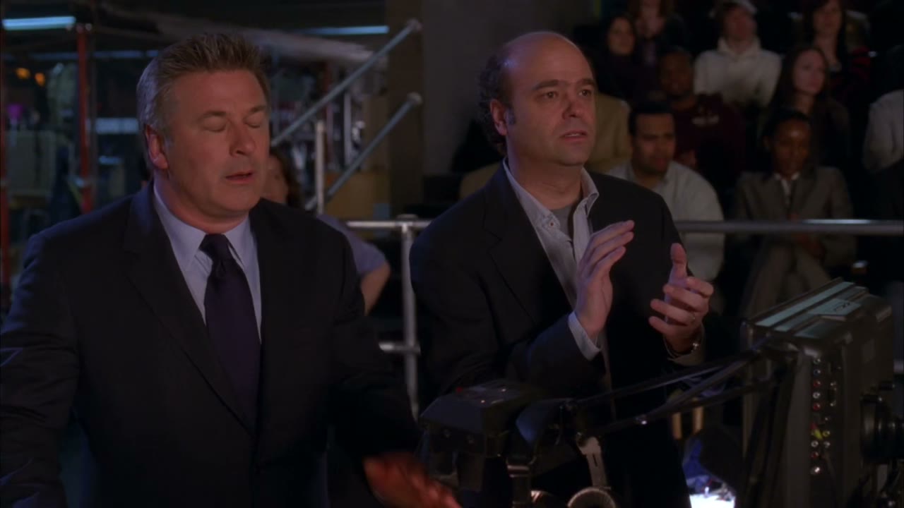 >> gimme me a microphone.