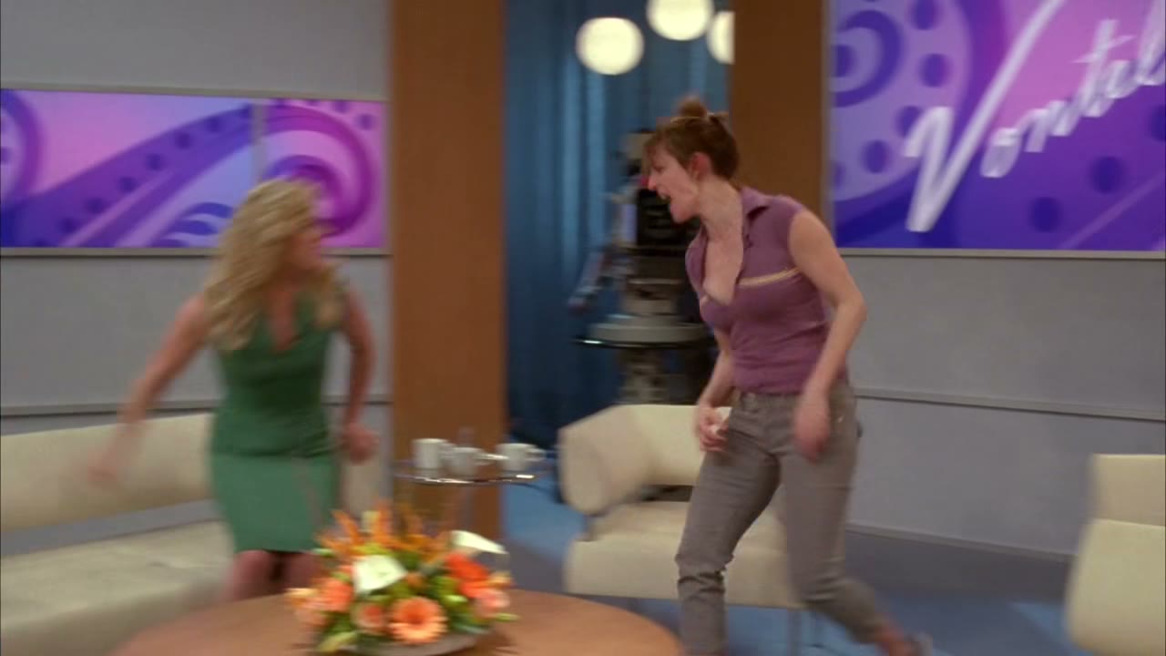 Give me my money, you bitch!
