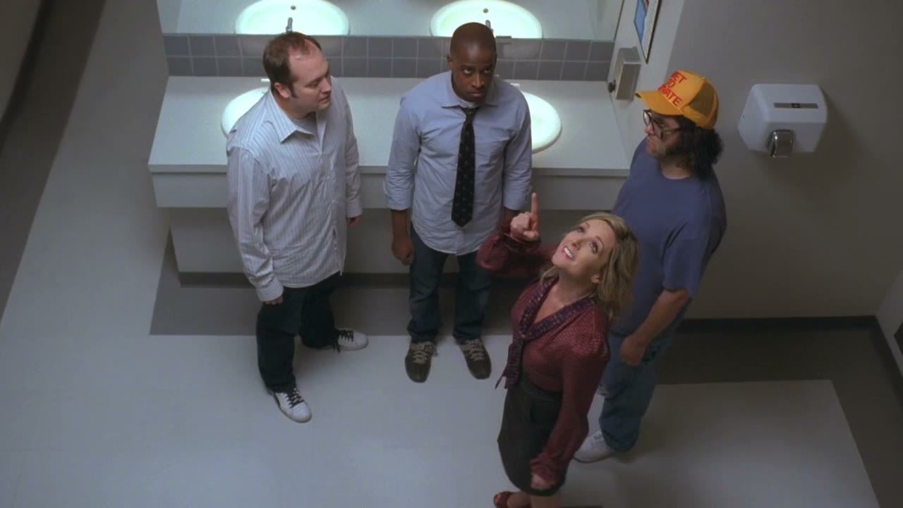Oh,wow,they painted the ceiling in here.