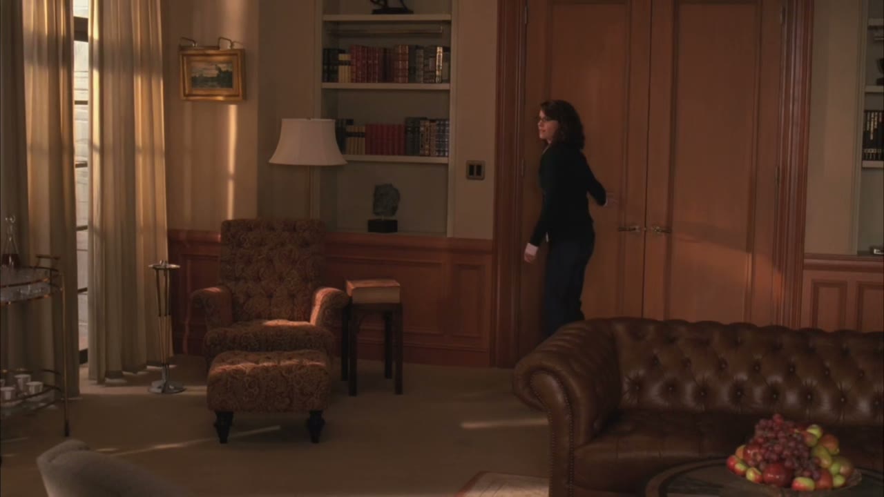 Close the door, Lemon.