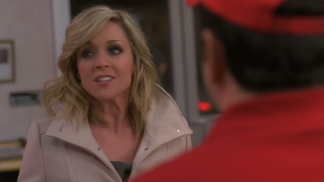 It's one of those kids from glee, isn't it?