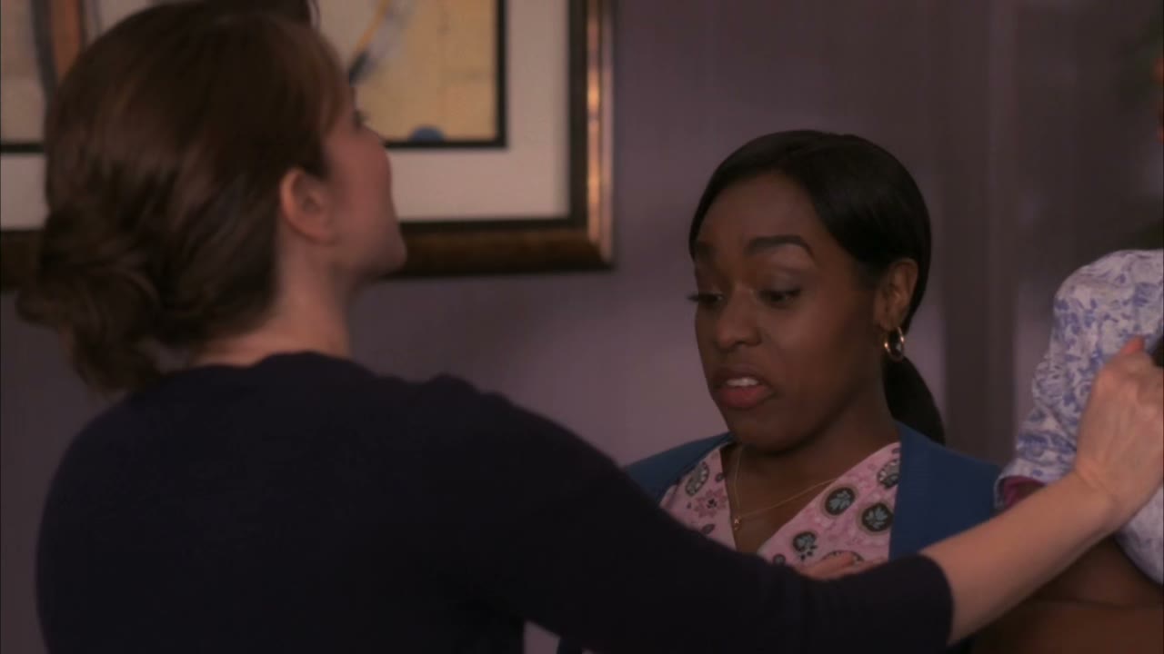 Okay, this bitch is tripping her ass off.