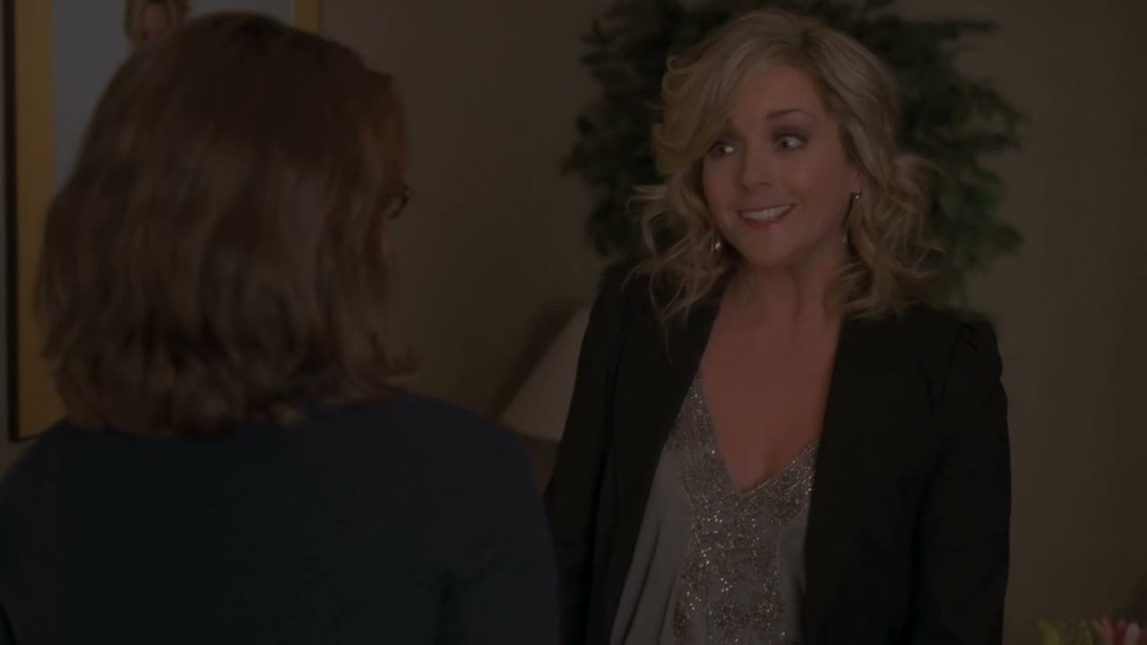 - [on speaker] JENNA MARONEY TO THE FLOOR.