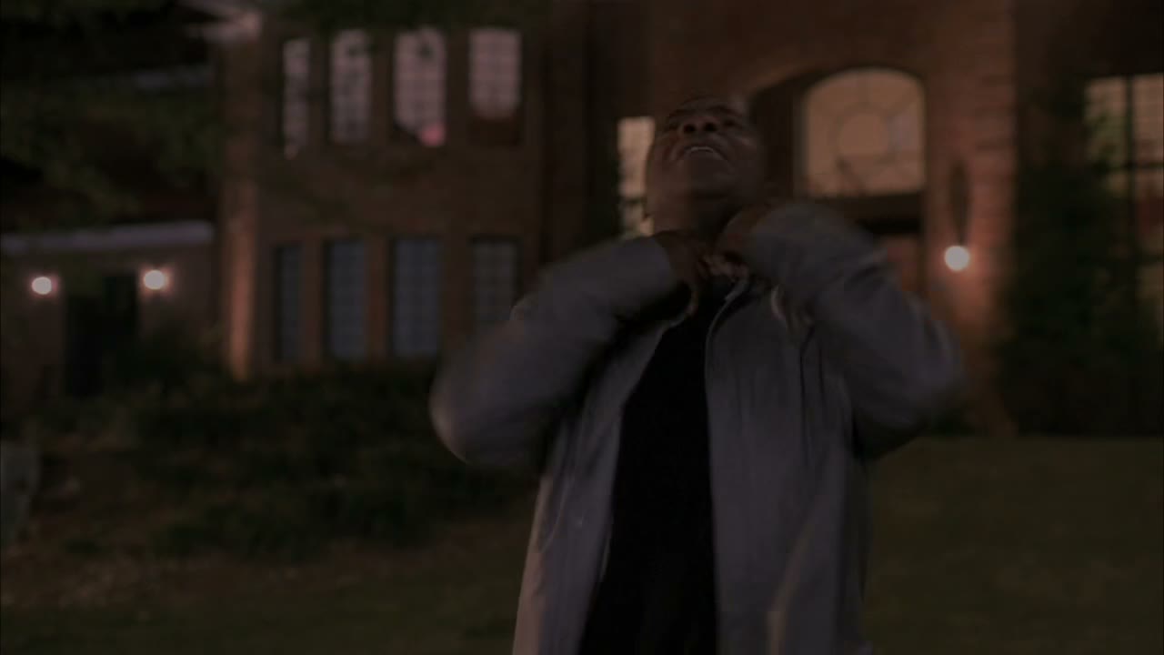 OH, MY NECK!