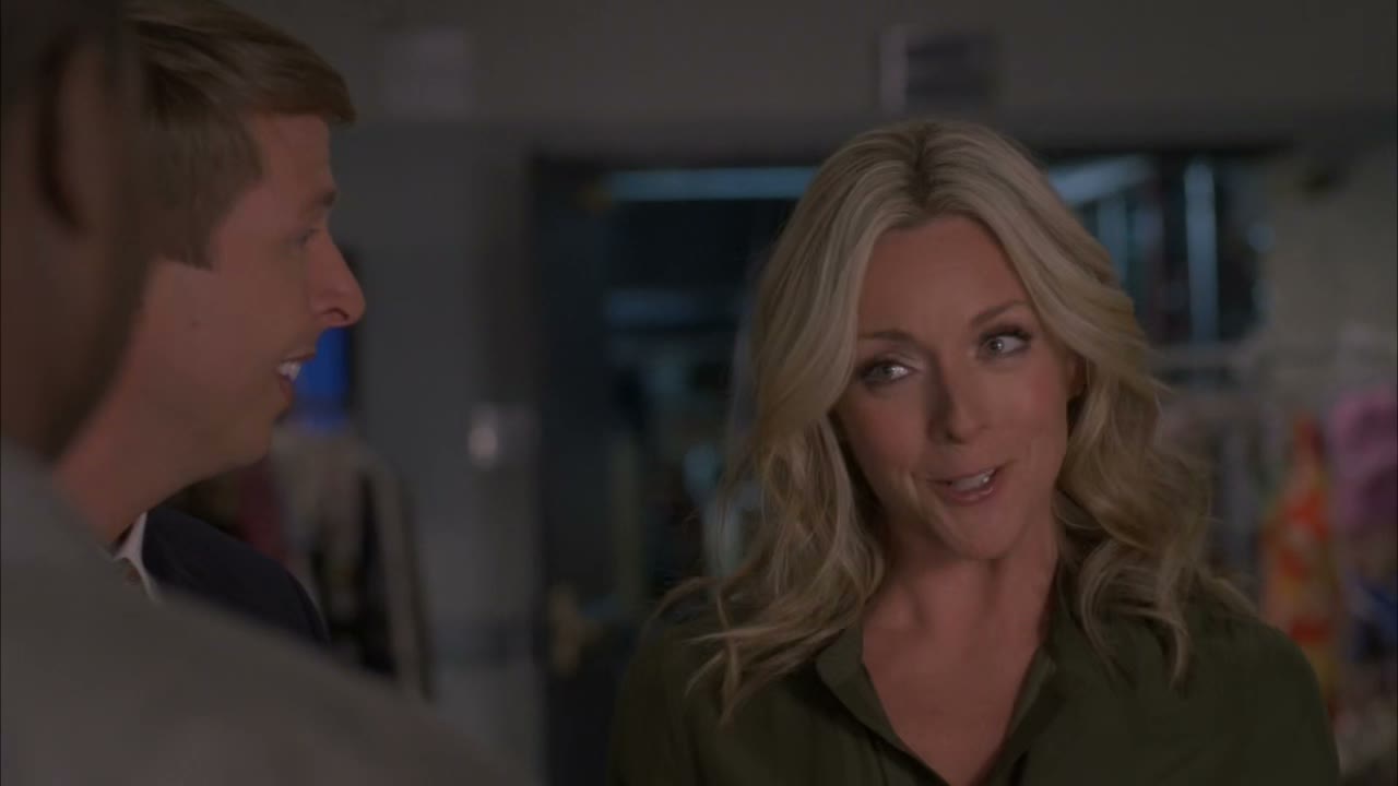 ♪ Blonde like choke me