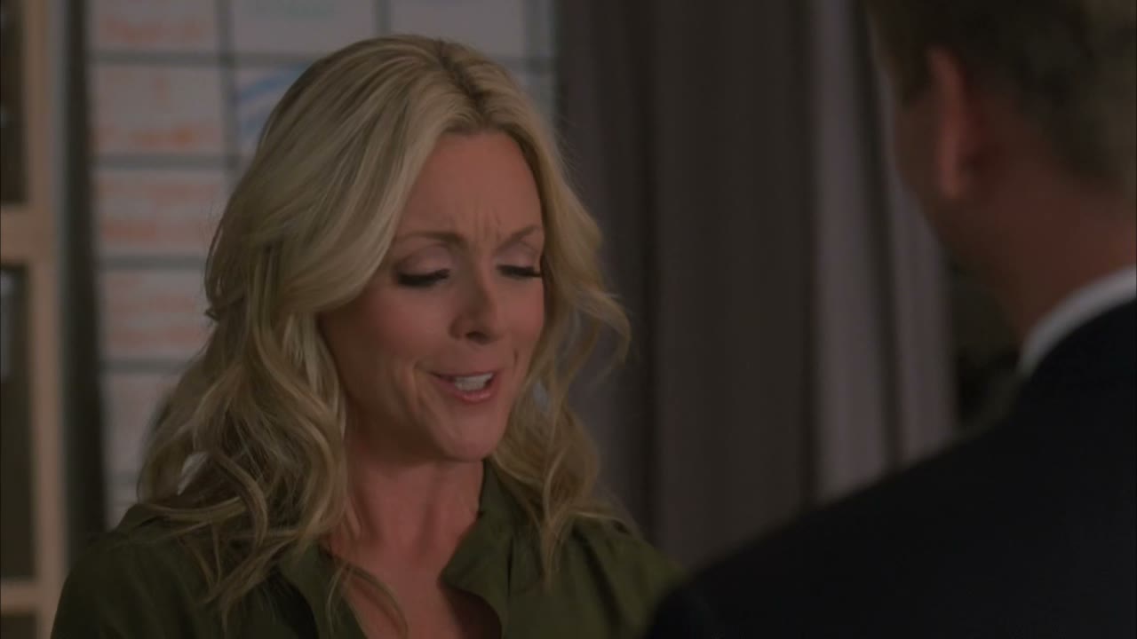 - hang on. She gave you cash?