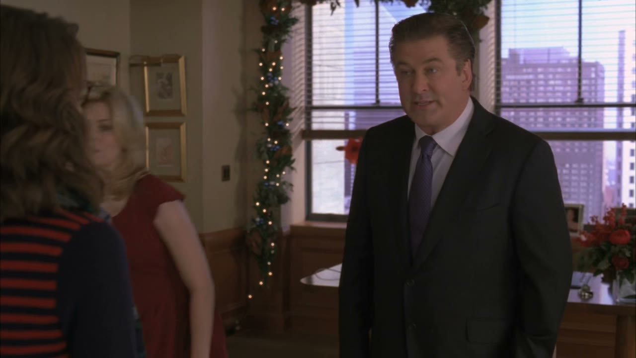 - avery is keeping her pregnancy a secret at work,
