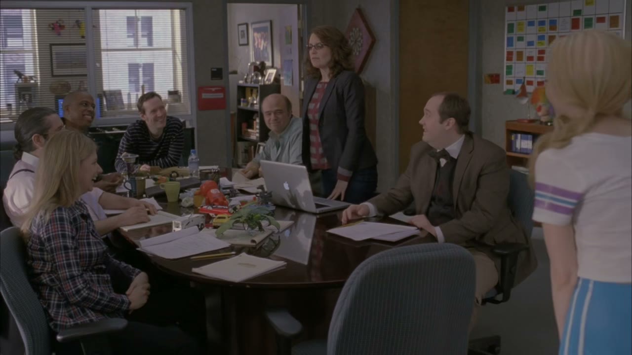 - okay, there's something everyone here needs to see.