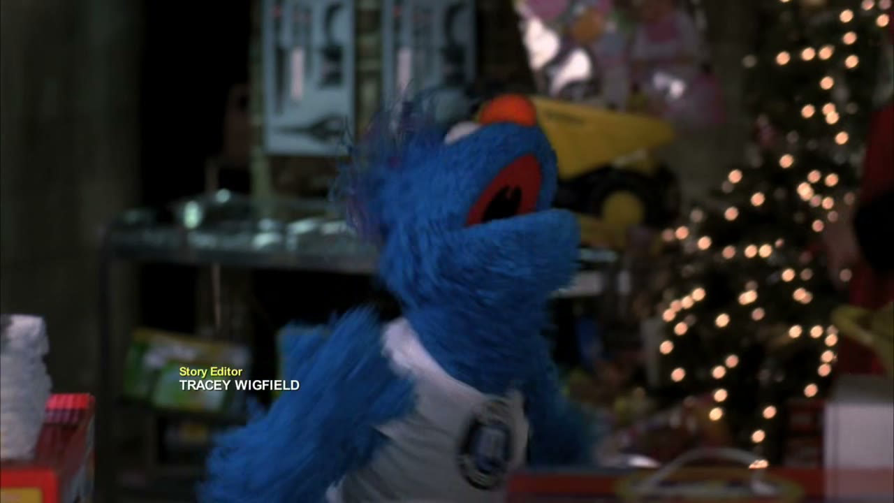 - ♪ I'm the hero cop