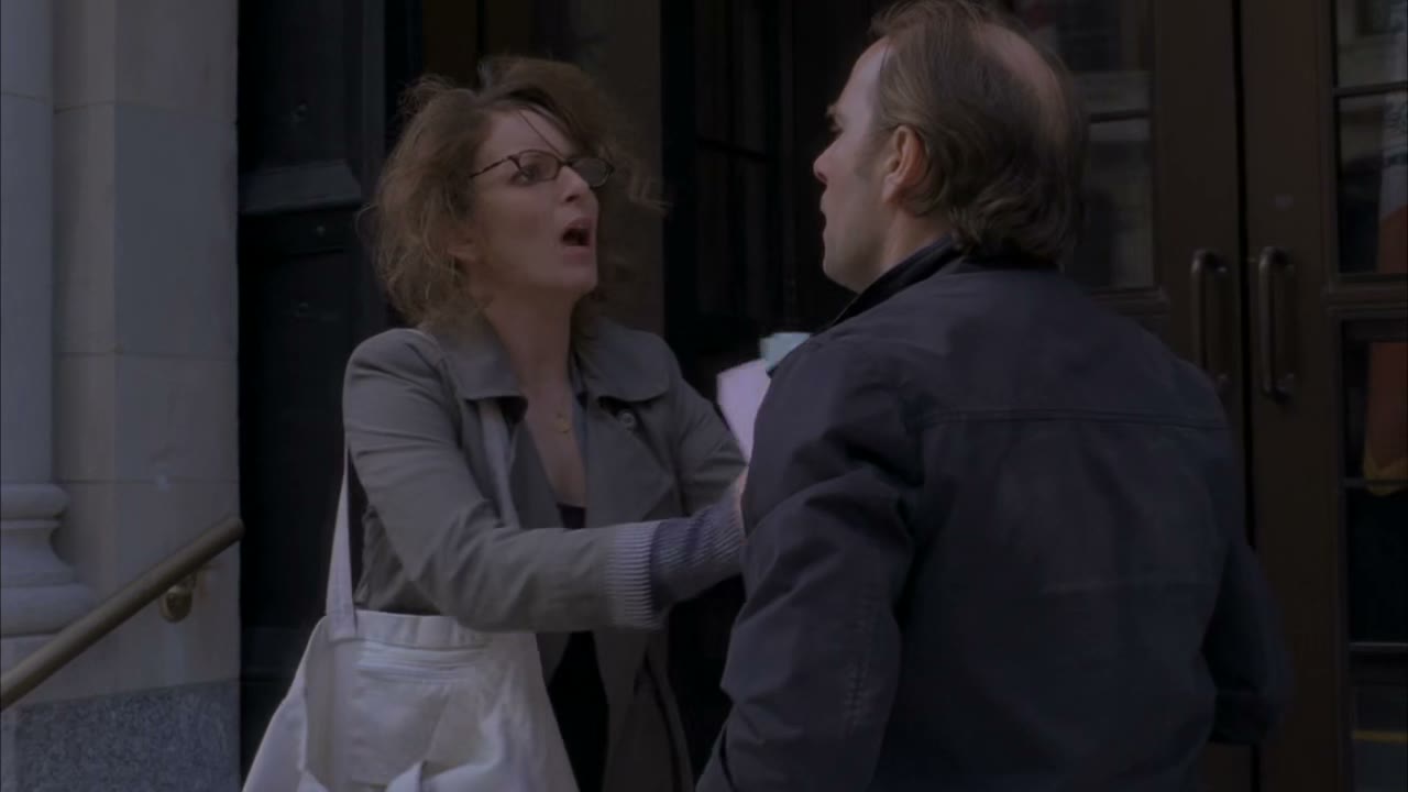 Don't go in there! Run, citizen!