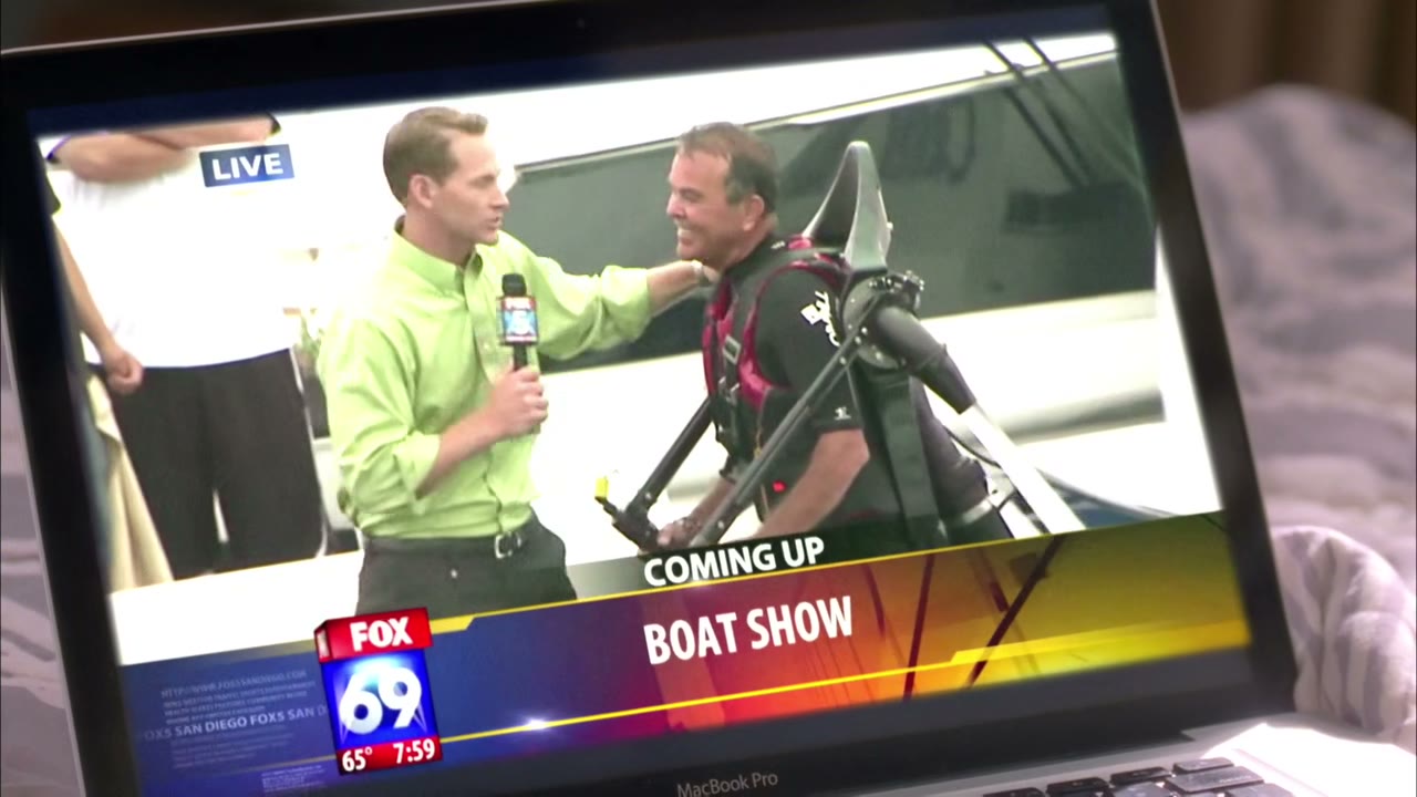 Fox 5 morning news starts... Look over there.