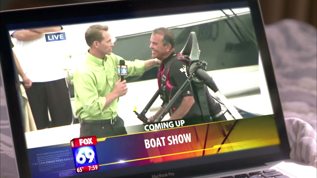 Fox 5 morning news starts... Look over there.