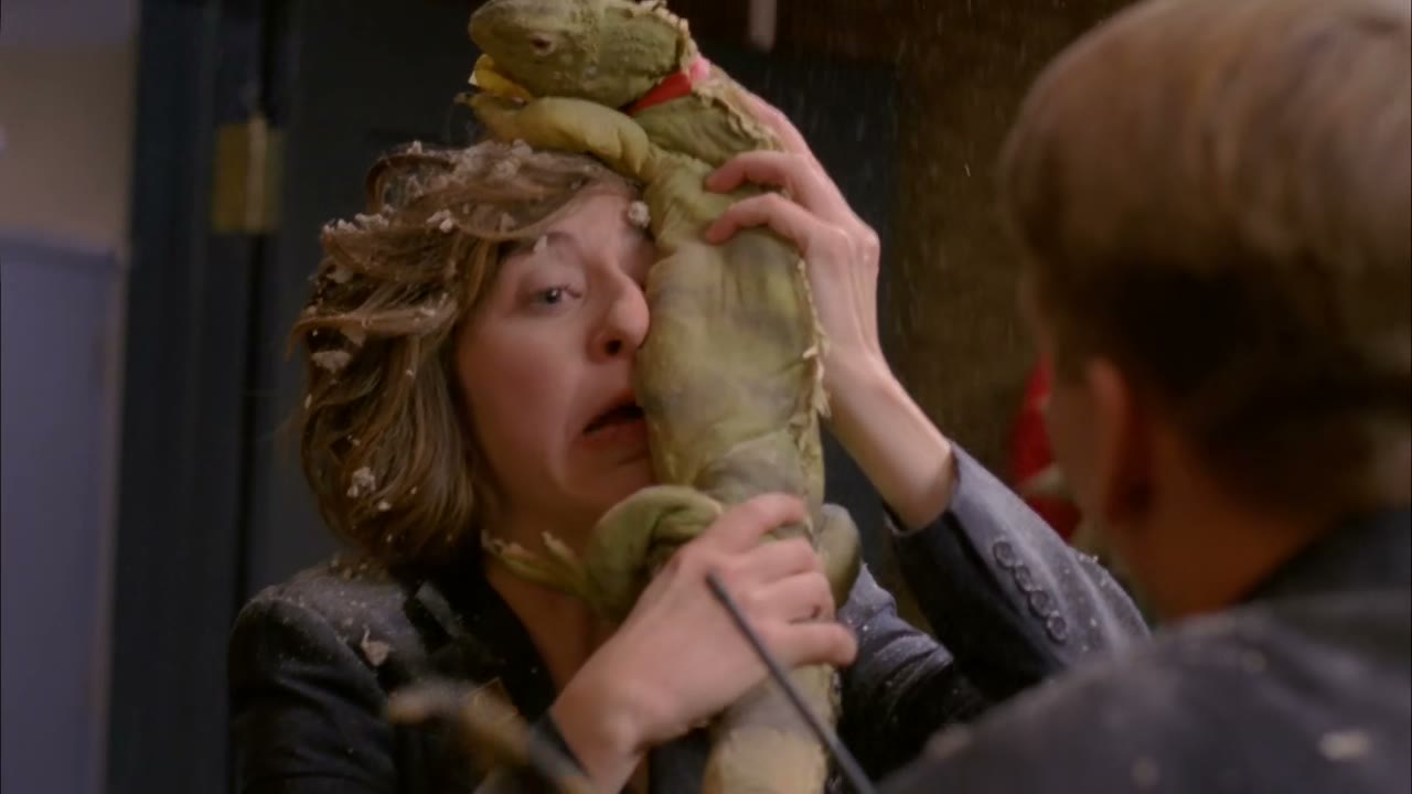He's mating with my mouth.