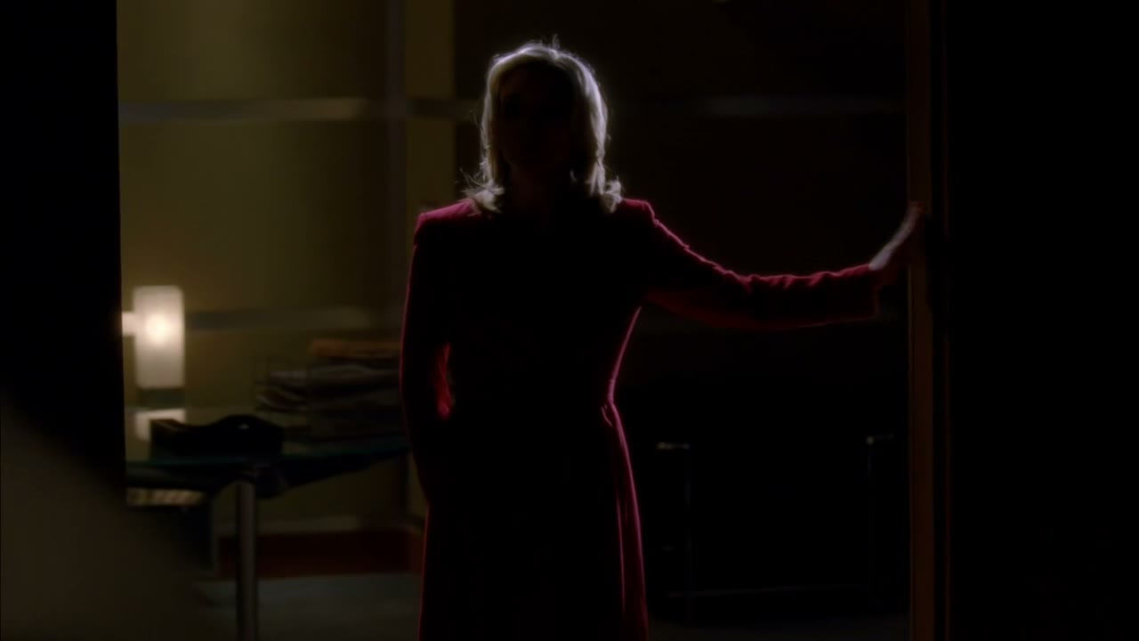 - No, don't turn on the light.