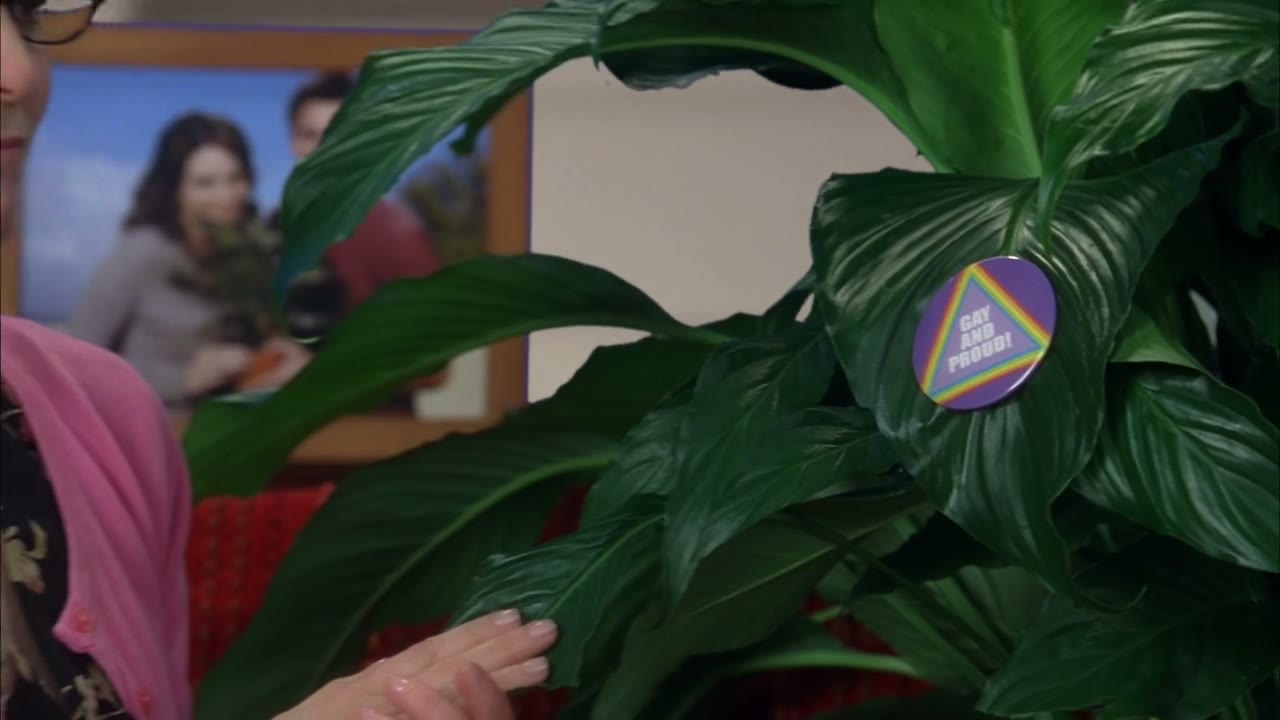 ♪ And I will tell the garden club ♪