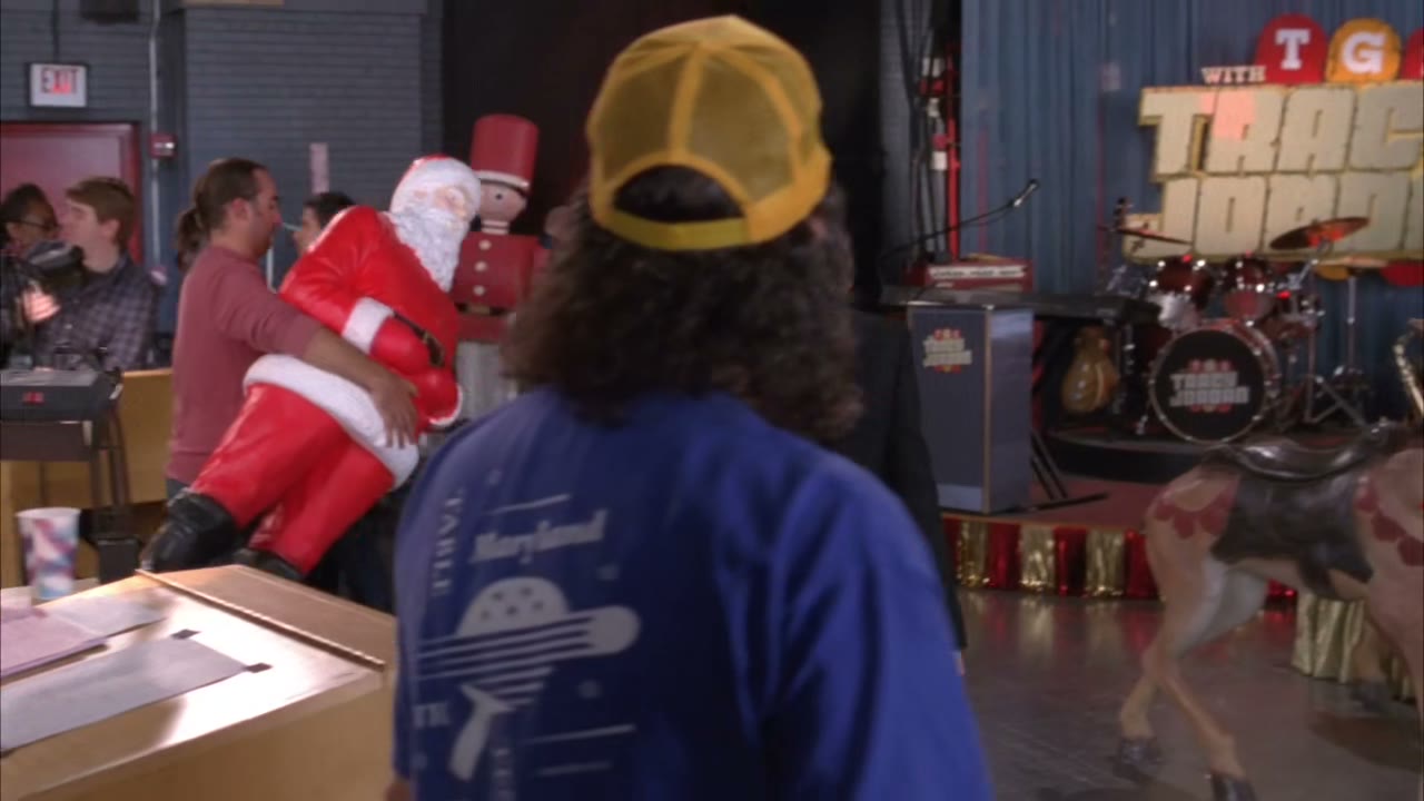 ♪ Liz lemon got married and made up this song ♪