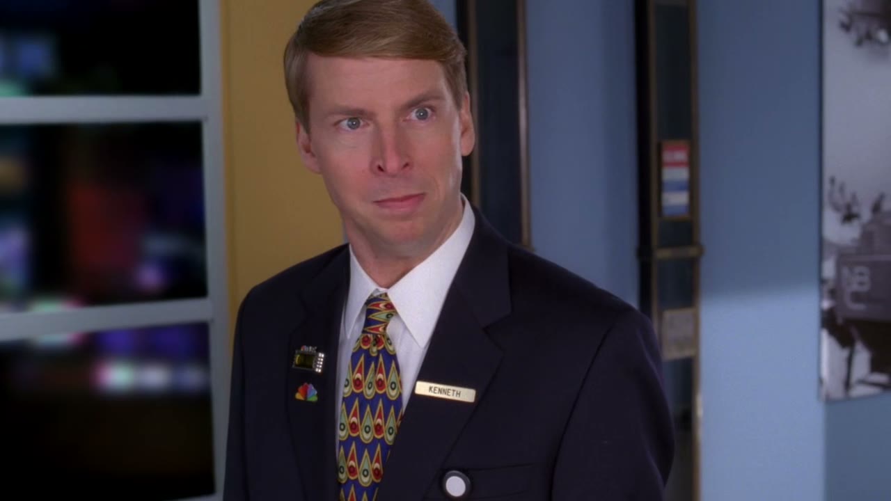 - [angry NBC chimes] ♪ Dum dumdum ♪
