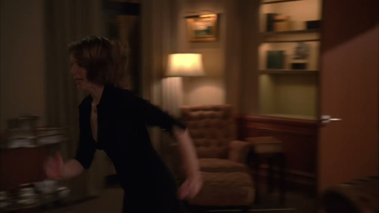 His phone! I can track his phone!