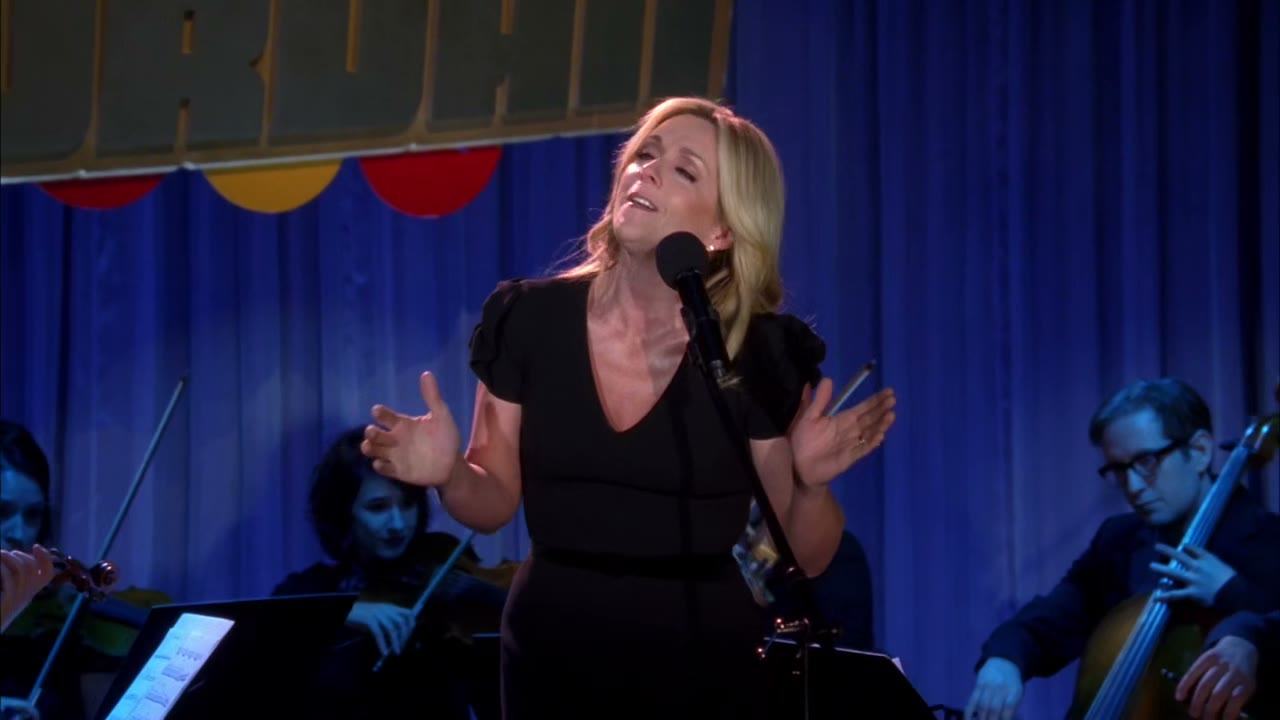♪ The whir and the purr of a twirler girl ♪